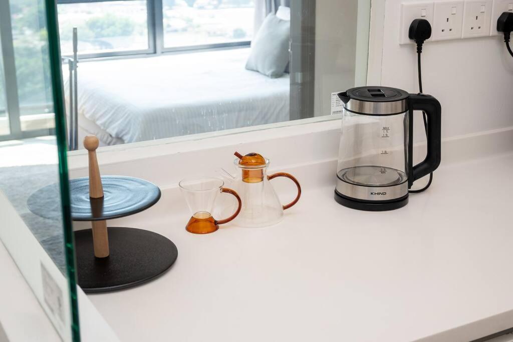 Modern Design 2br Astoria *