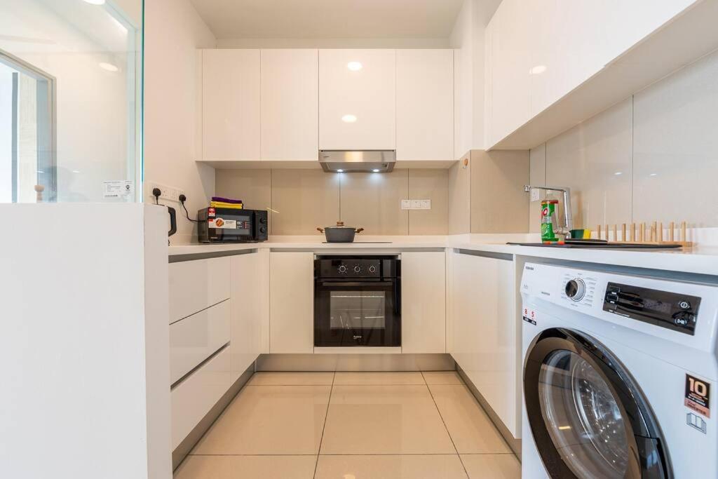 Pangsapuri Modern Design 2br Astoria
